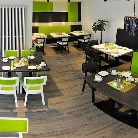 Amiga Hotel Muenchen Messe Екстер'єр фото