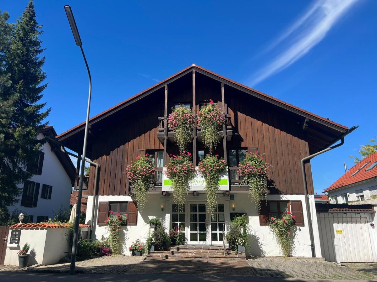 Amiga Hotel Muenchen Messe Екстер'єр фото