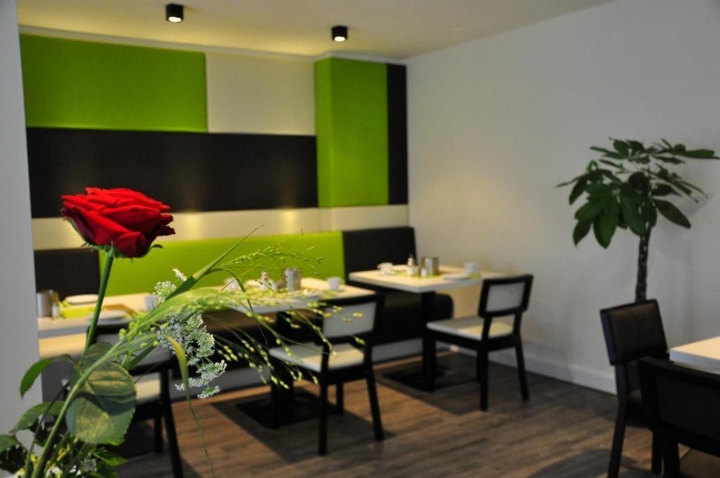 Amiga Hotel Muenchen Messe Екстер'єр фото