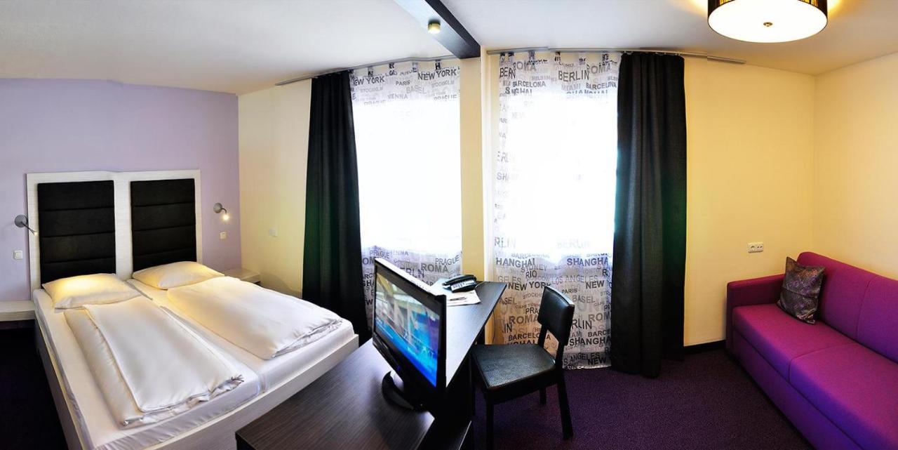 Amiga Hotel Muenchen Messe Екстер'єр фото